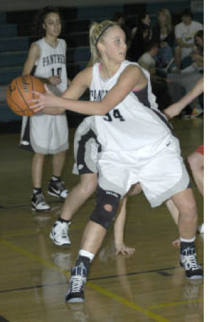 Rani Wiegand looks for an open Panther during Bonney Lake’s runaway victory Feb. 3.