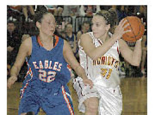 Brooke Paulson pumped in 12 points against Graham-Kapowsin.
