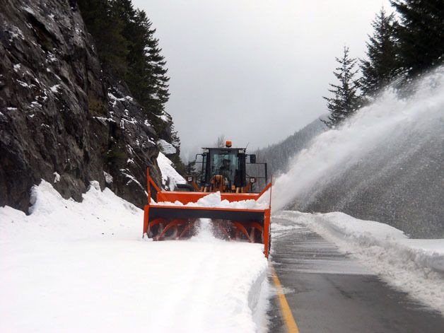 WSDOT crews clear snow from state Route 410.