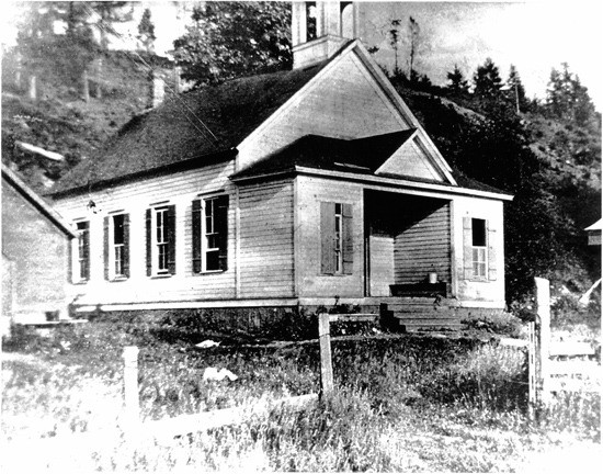 The one room schoolhouse built on the present day site of the Cascade Water Alliance and former Puget Power generating plant. This school was used until 1908 when the property was purchased by the power company. Students were transported to Sumner for school until the new Dieringer Schoolhouse was completed in 1911.