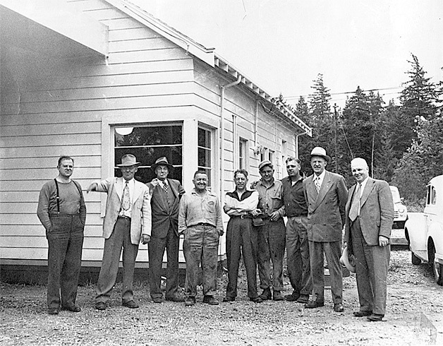 This early 1950s photo was taken as part of a tour for members of the Renton Housing Authority