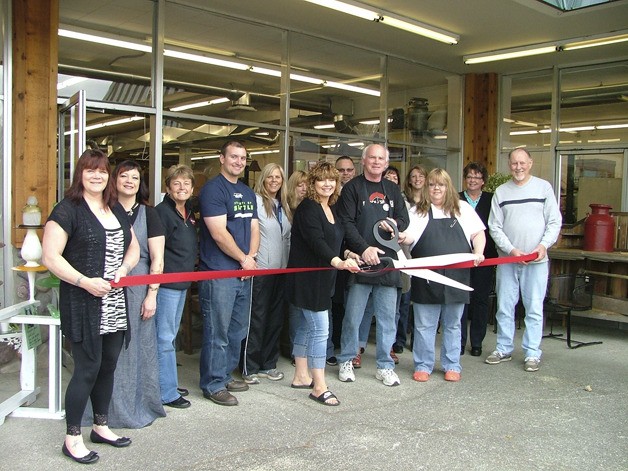 The Old Buckley Mercantile and Country Soul ribbon cutting.