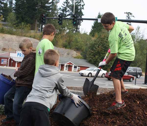 More than 675 volunteers worked on more than 22 different sites during the ninth annual Beautify Bonney Lake