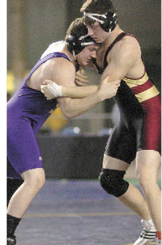 Chase Myers took on Sumner’s Keiffer Comstock for third and fourth in the state medal round.