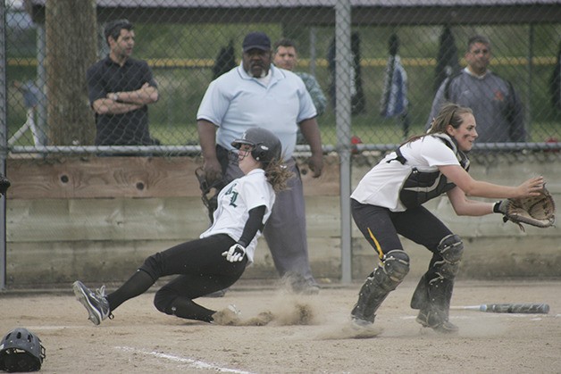 Bonney Lake beat Enumclaw 6-3 Thursday on the road.