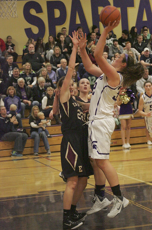 Spartan senior Jamie Lange looks for the basket during Sumner's game against Enumclaw on Jan. 9.