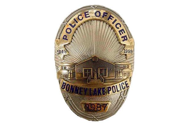 Fled on foot | Enumclaw Police Blotter