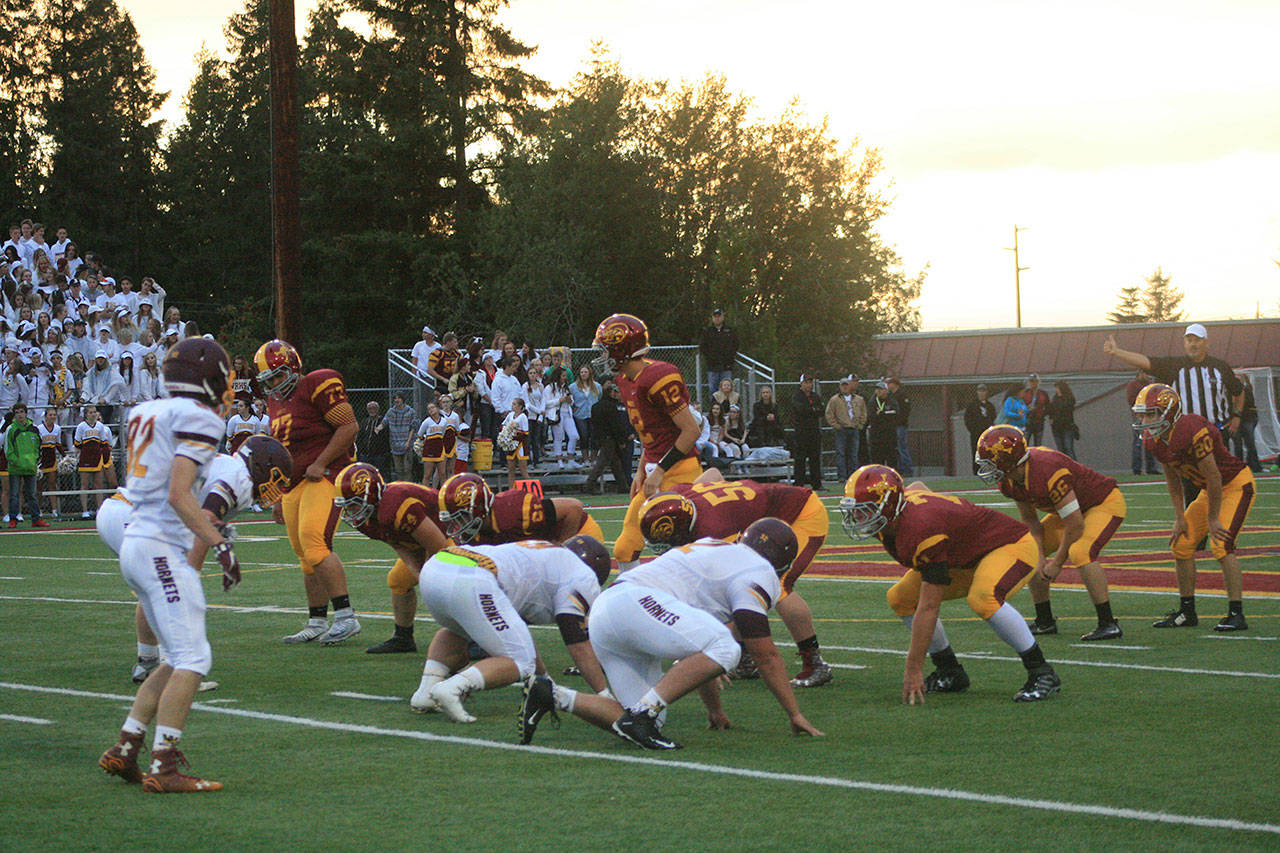 Last year’s Battle of the Bridge ended with the EHS Hornets coming out ahead of White River 24-7. File photo