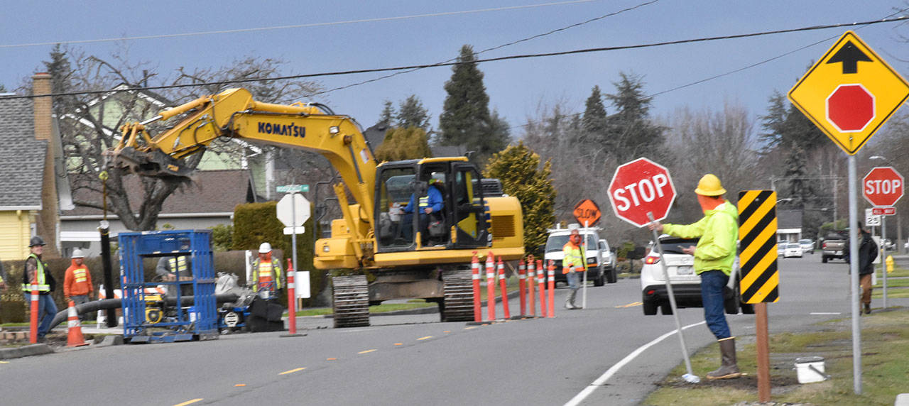 It’s not one of the bigger road projects, but construction at Semanski and Roosevelt is impacting traffic at the busy intersection. Utility work will limit access on Roosevelt until early February. Kevin Hanson photo.