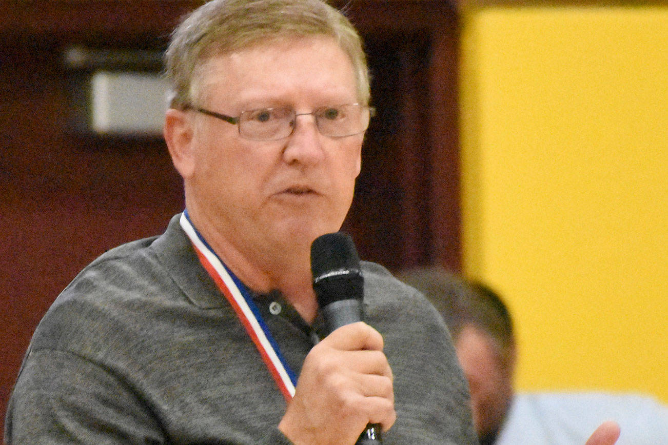 Hawk inducted into EHS Athletic Hall of Fame