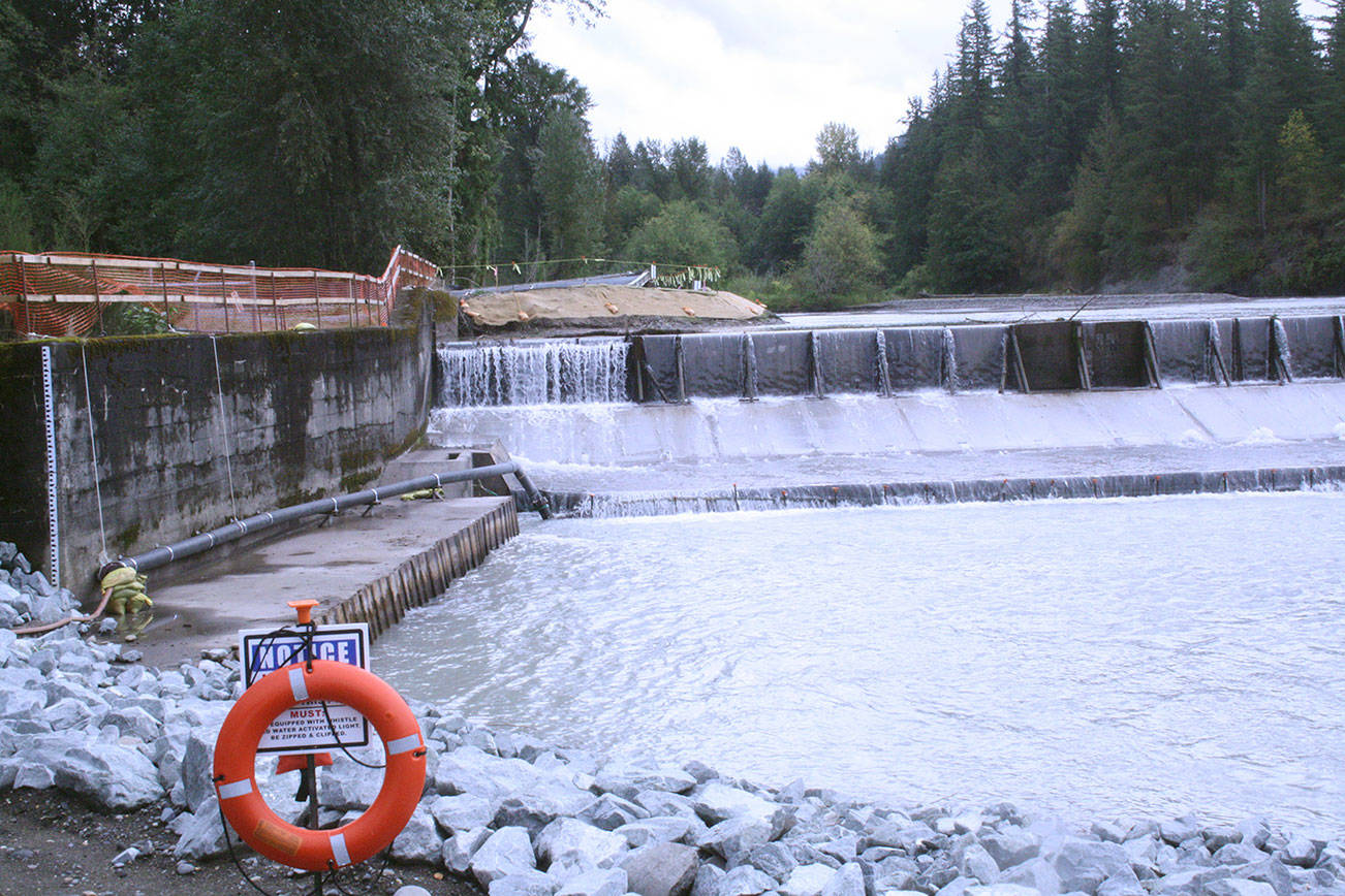 Saving salmon: Downstream fish passage to be added to Green River