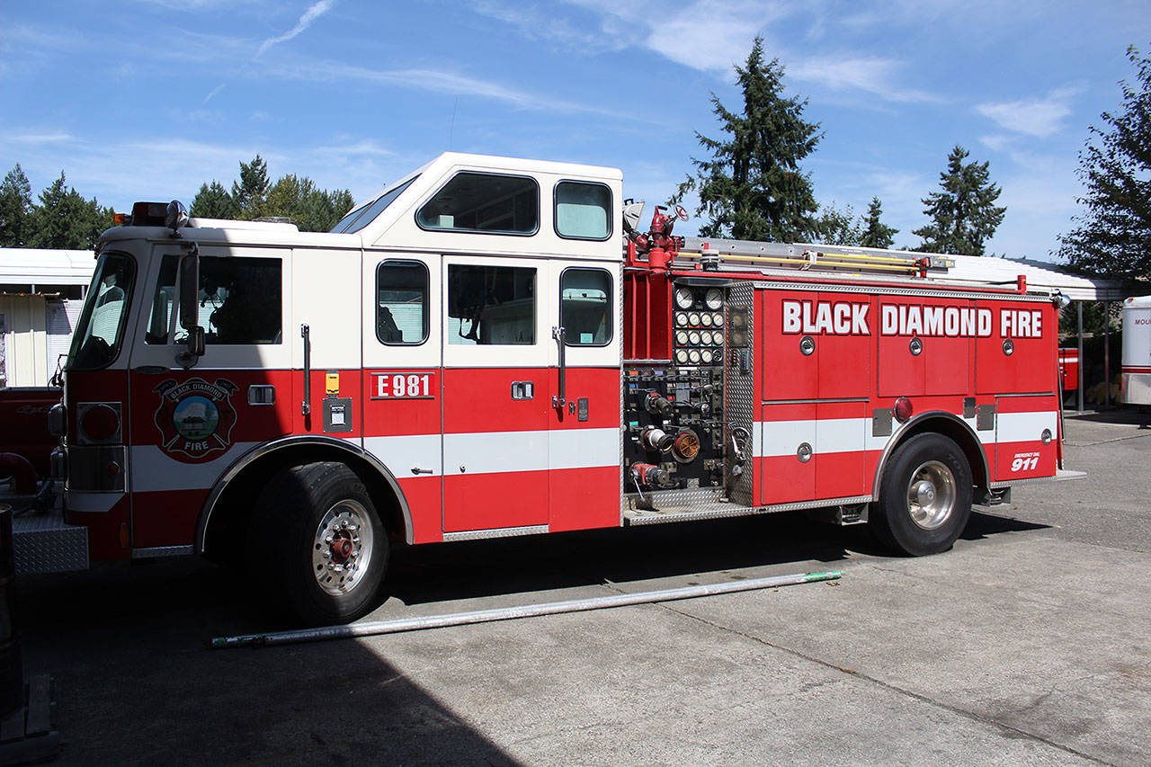 An out-of-commission Mountain View Fire and Rescue vehicle that was being used to cover the city of Black Diamond. Photo by Ray Miller-Still