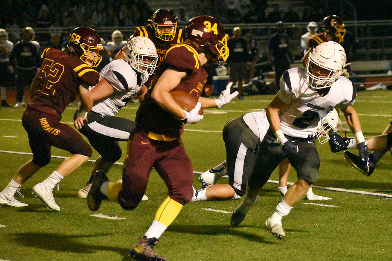 Friday football: EHS wins, White River loses at the end