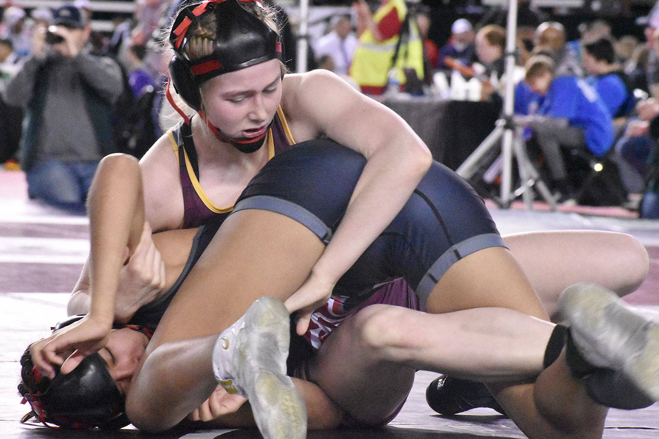 White River girls claim state wrestling title, boys place third in 2A ranks