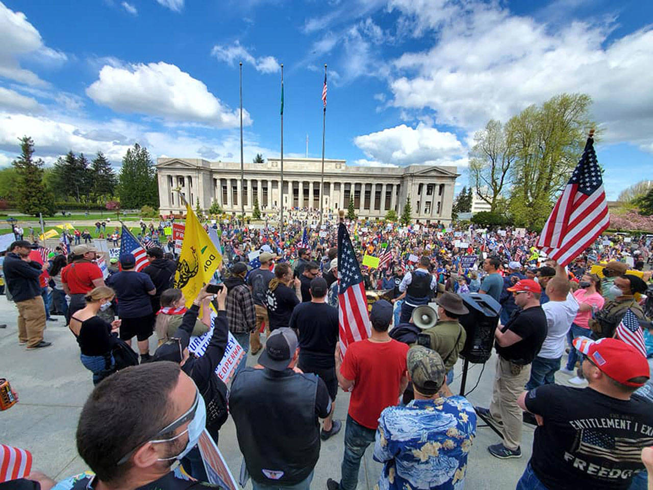 Although the Seattle Times estimated more than 2,000 people showed up at the Hazardous Liberty! rally on April 19 at the state Capitol, other estimates top 3,000 attendees. Photo courtesy Patrick Nelson