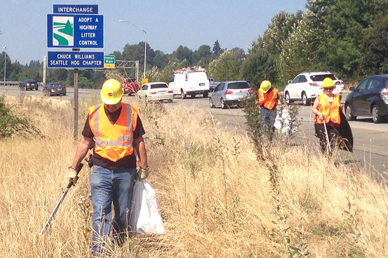 Adopt-A-Highway volunteers pick up roadside litter alongside I-5 in the Seattle area in 2019. Photo courtesy Washington State Department of Transportation