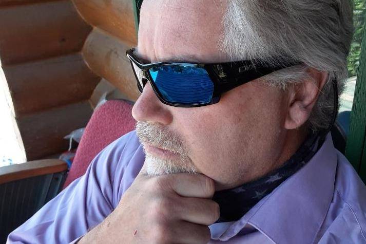 Dan Shannon, The Smartest Person in The Room
 Dan Shannon, The Smartest Person in The Room