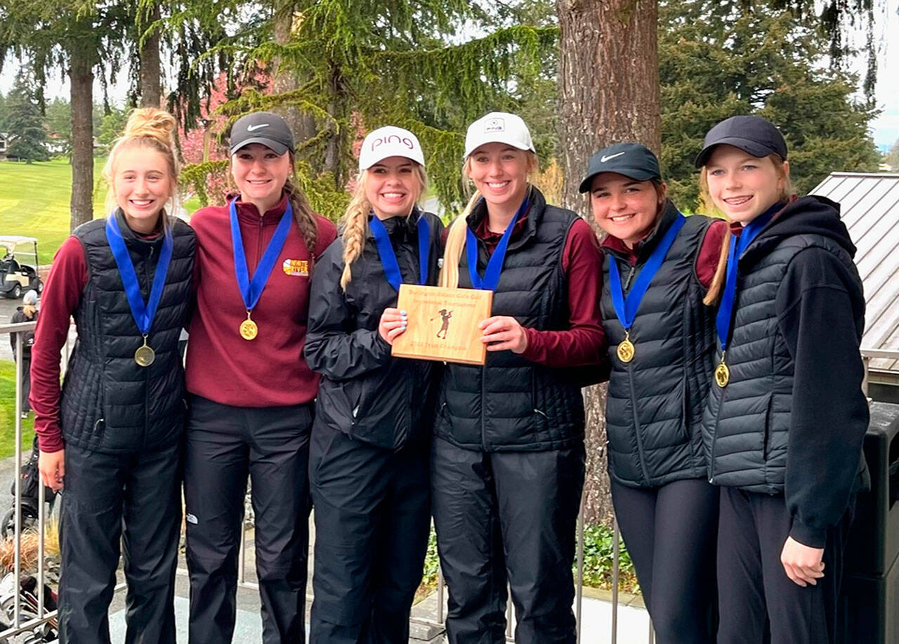 The White River girls’ golf team took top honors during the recent Burlington-Edison Invitational. Making up the squad were (from left) Lexie Mahler, Brooke Gelinas, Abby Rose, Brooke Mahler, Alle Klemkow and Sophie Ross. Submitted photo
