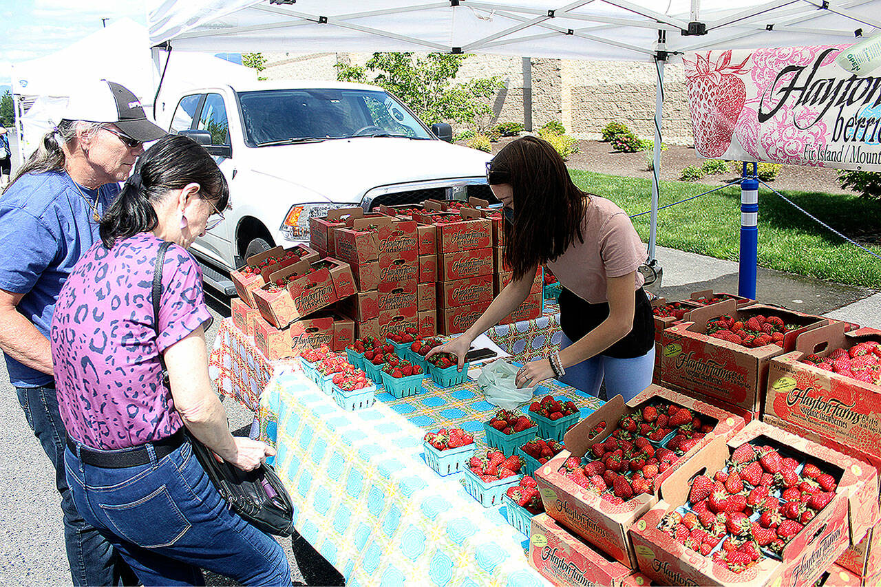 Hayton Farms Berries was one of the many vendors that attended last year’s Enumclaw Farmers Market. Photo by Ray Miller-Still