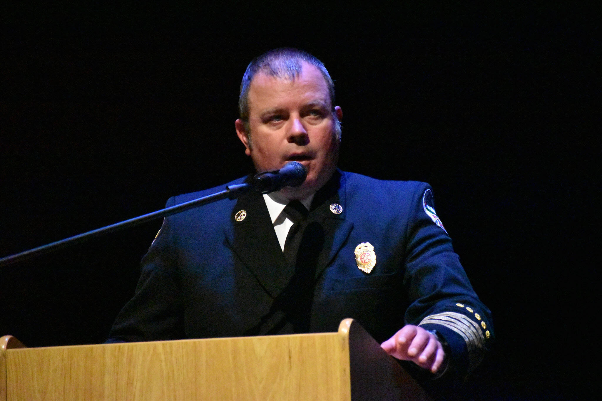 Fire Chief Eric Skogen speaks during the graduation ceremony.