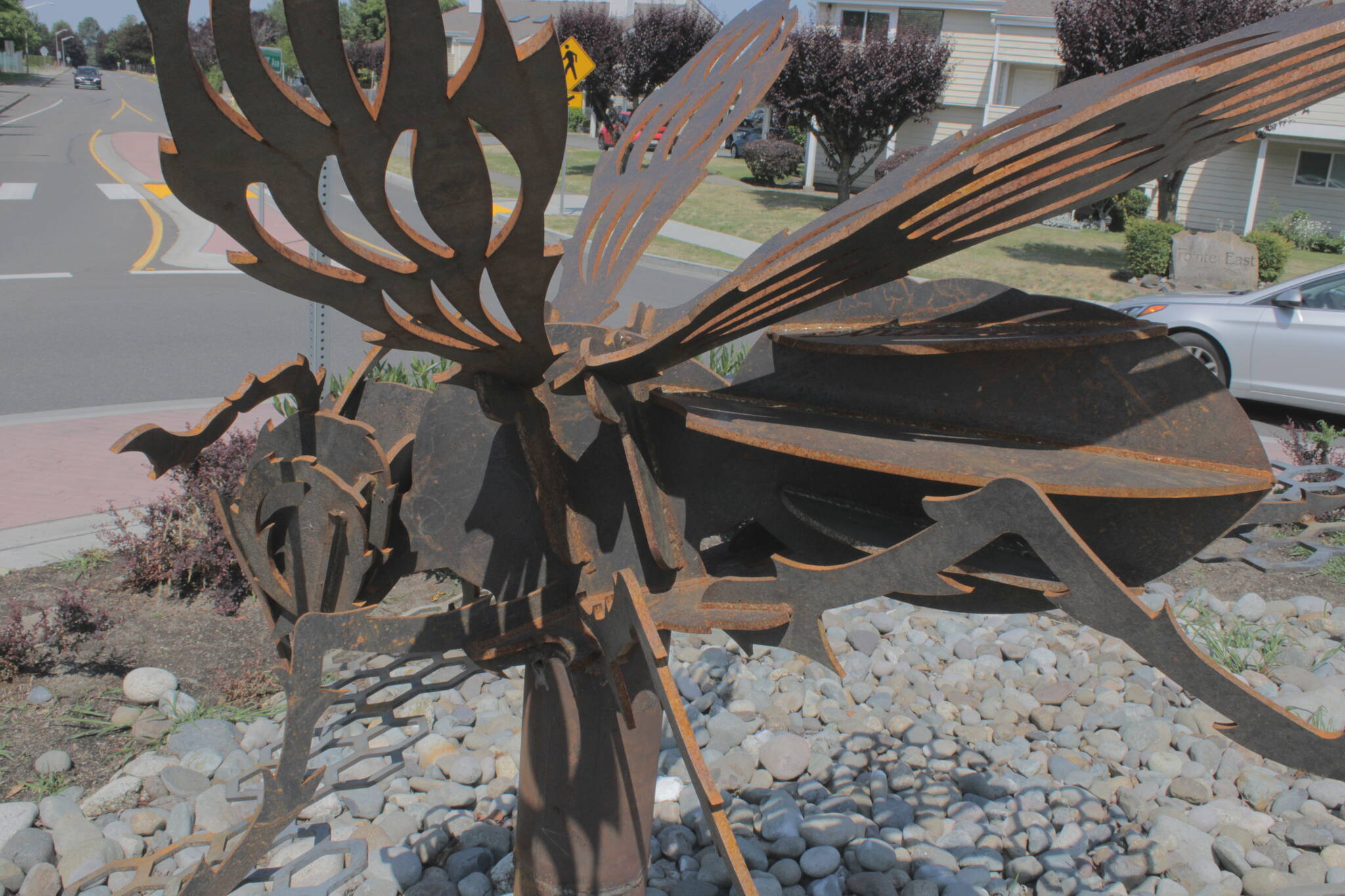 Side angle of the metal hornet made by Enumclaw High School welding classes. Photo By Joshua Solorzano/ Sound Publishing
