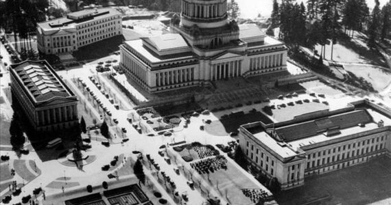 Photo by Asahel Curtis, Courtesy UW Special Collections (CUR1641)
Washington’s Capitol building’s dome is made of Wilkeson sandstone. The dome helps the building reach 287 feet tall, making it the tallest masonry dome in North America. Pictured here is the Washington State Capitol grounds, February 24, 1939.