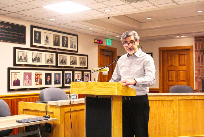 <p>Enumclaw Mayor Jan Molinaro giving his annual State of the City address on April 15. Photo by Ray Miller-Still</p>