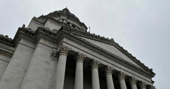 The Washington state Capitol building in Olympia. Photo by Bill Lucia/Washington State Standard