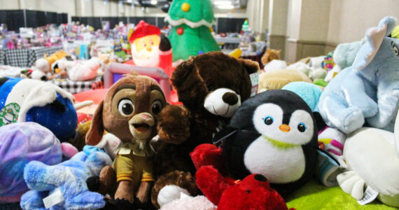 File photo by Ray Miller-Still
Plateau Kids Network volunteers spend hours and hours organizing toy donations and helping families “shop” before the Christmas holiday. You can help the nonprofit out by registering as a volunteer at plateaukidsnetwork.com/volunteer.