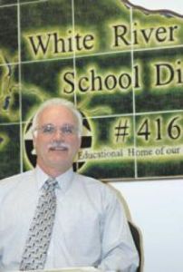 Hambly stepping down as chief of White River schools