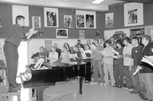 Enumclaw High School vocal program building to crescendo