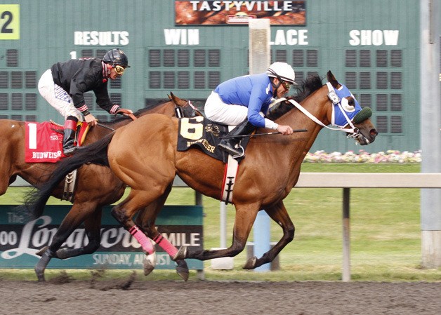 Winning Machine and jockey Javier Matias prevail in the $50