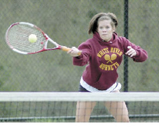 White River’s Holly Hodgson returns a serve during an April 29 match against the Bonney Lake Panthers. The Hornets polished off last week with a 3-2 victory Friday at Auburn Mountainview.