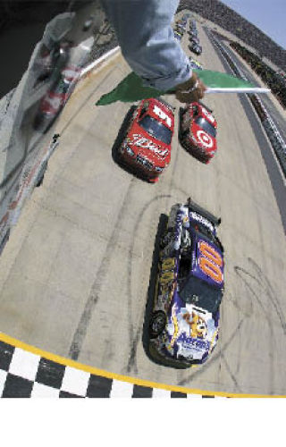 Kasey Kahne started Sunday’s race second behind David Reutimann.