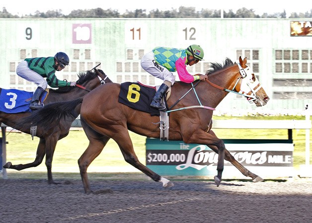 Jack & Ivor Jones' Edge Forward and jockey Leslie Mawing prevail in the $18