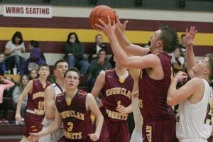 EHS boys win Friday on game’s final shot