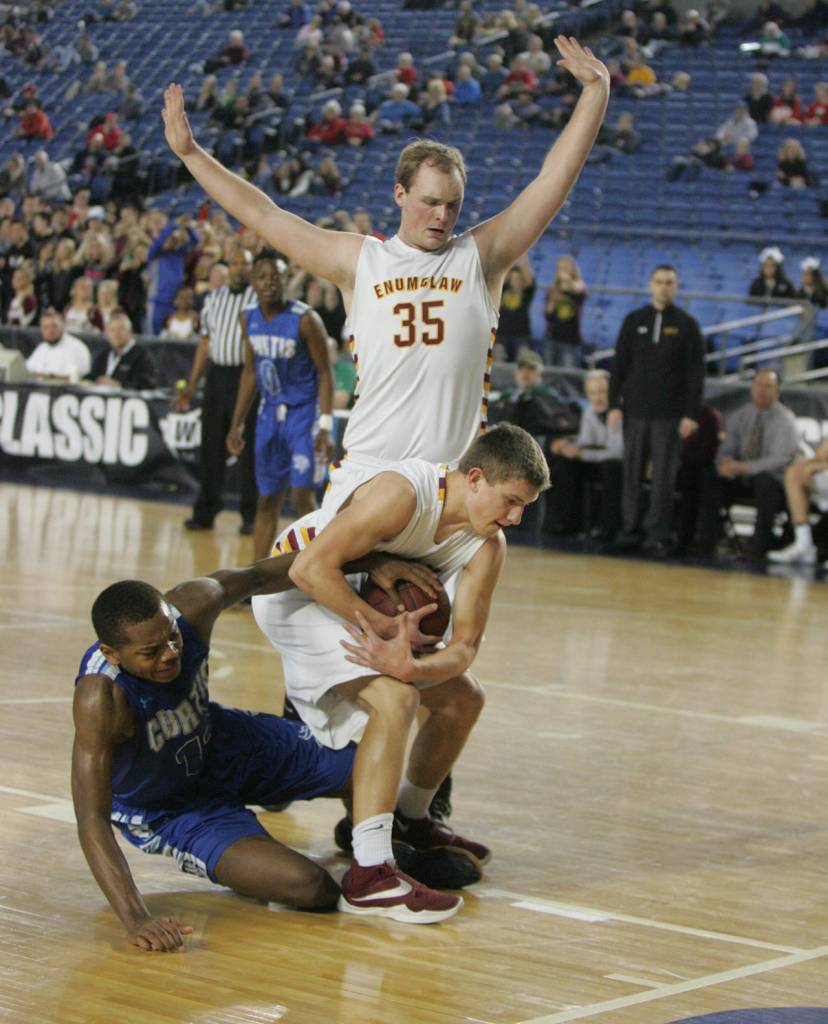 Enumclaw boys play three games at 4A state basketball champship | Photo Gallery