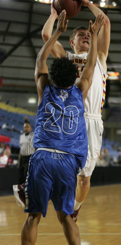 Enumclaw boys play three games at 4A state basketball champship | Photo Gallery