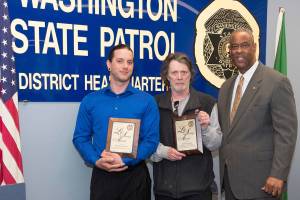Two earn WSP award for actions after crash