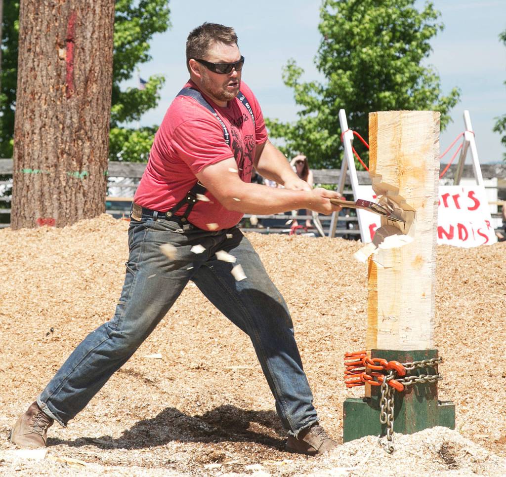 Dan Huizenga takes his turn in the standing block chop. Photo by Alicia Britschgi