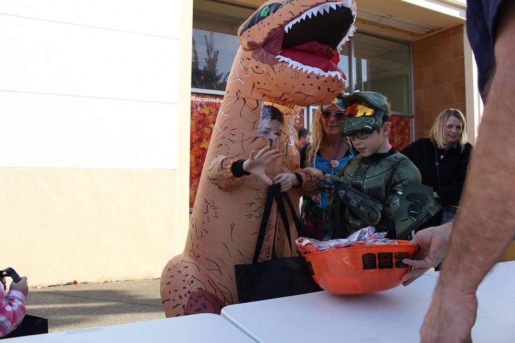 Enumclaw’s ‘super’ trick or treat event | Slideshow