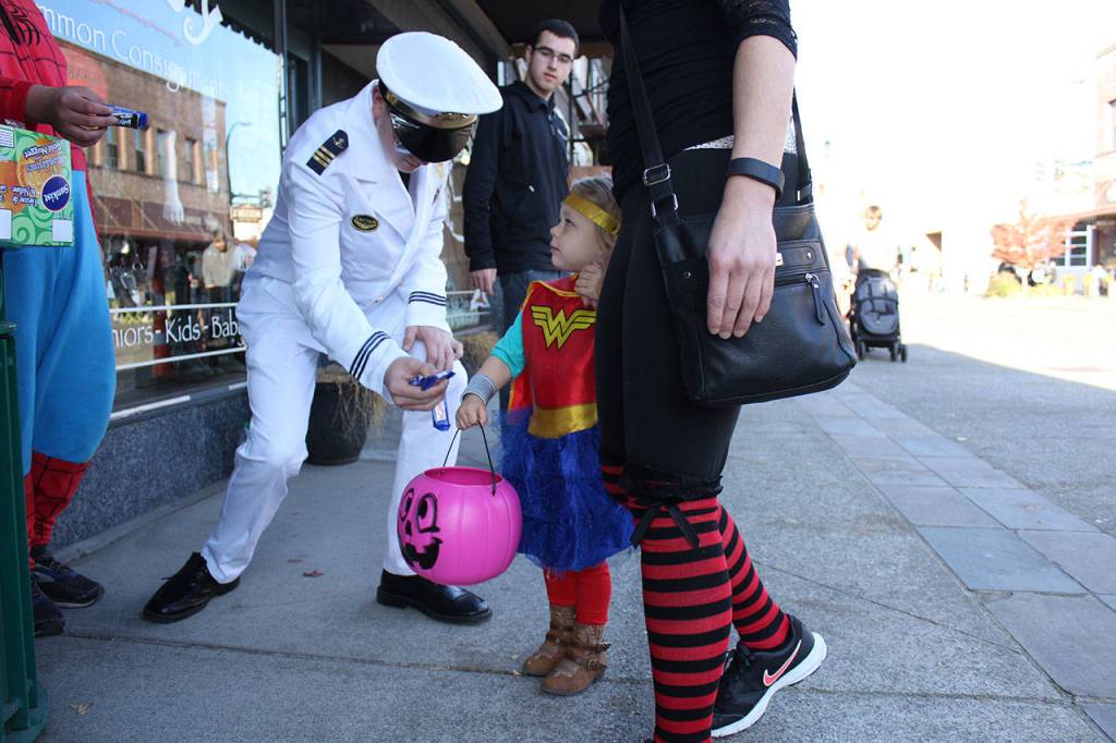 Enumclaw’s ‘super’ trick or treat event | Slideshow