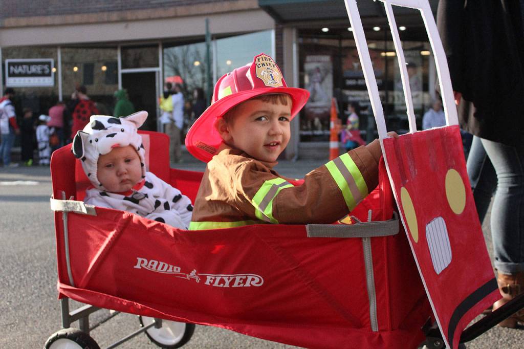 Enumclaw’s ‘super’ trick or treat event | Slideshow
