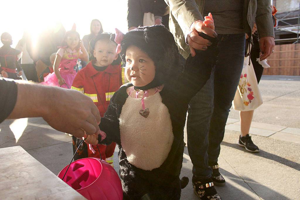 Enumclaw’s ‘super’ trick or treat event | Slideshow
