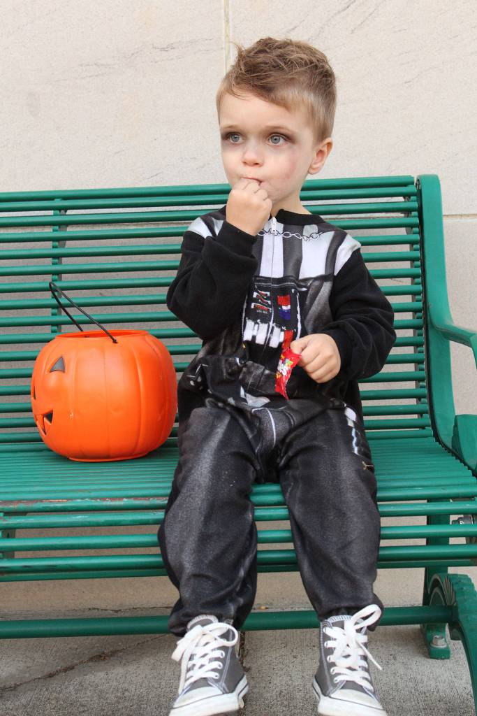 Enumclaw’s ‘super’ trick or treat event | Slideshow