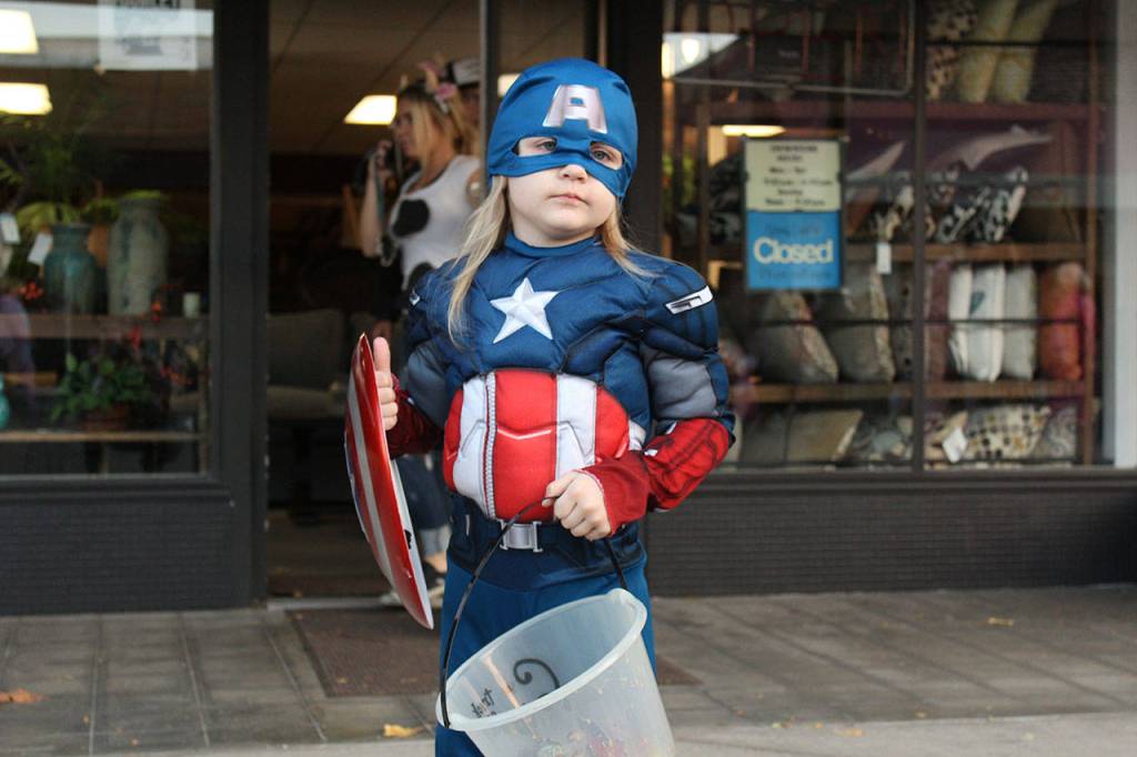 Enumclaw’s ‘super’ trick or treat event | Slideshow