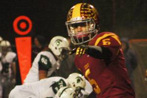 Sumner stays alive with big win; other teams out