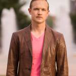 Buckley native Blaine Larson will perform Dec. 2 at the Chalet Theatre in Enumclaw. Submitted photo