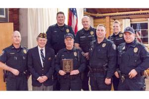 Essay winners, first responder honored by Enumclaw VFW