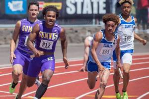Sumner returns two-time state champion on tennis court